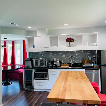 Appartamento Sonsak - Unit 1 Charlottesville Esterno foto